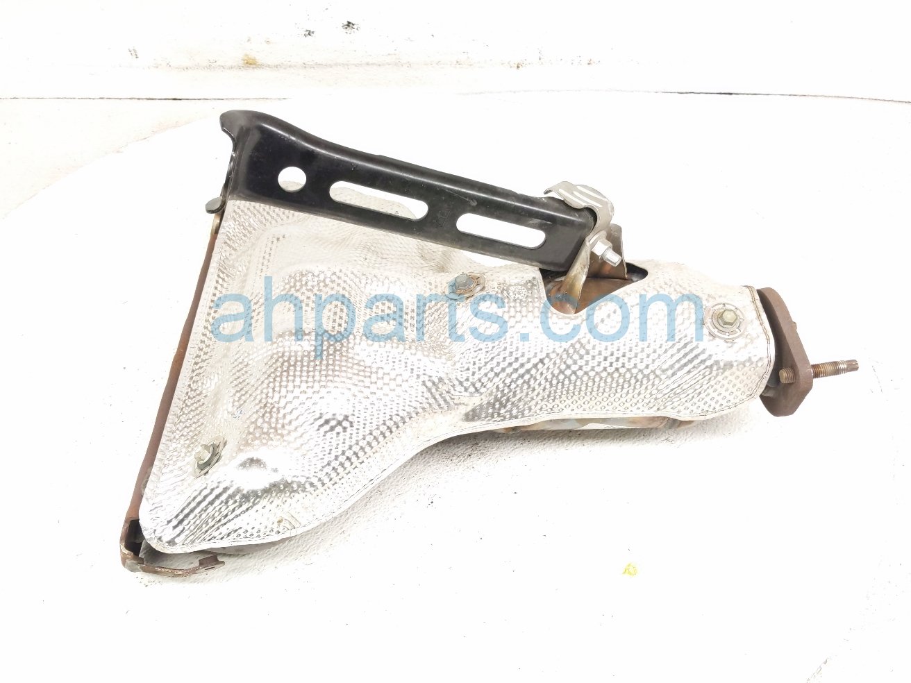Toyota EXHAUST MANIFOLD W/CONV-2.5L FWD