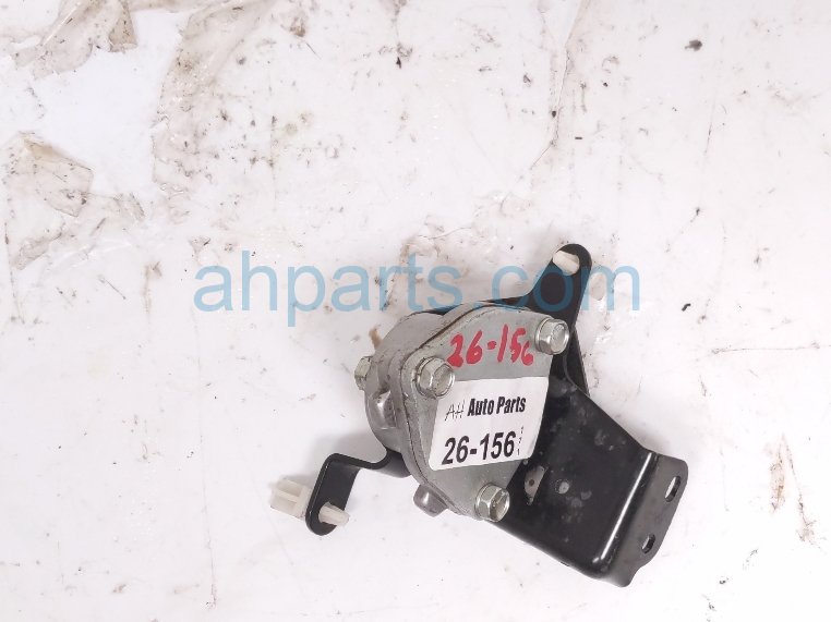 Honda FUEL DOOR LOCK ACTUATOR