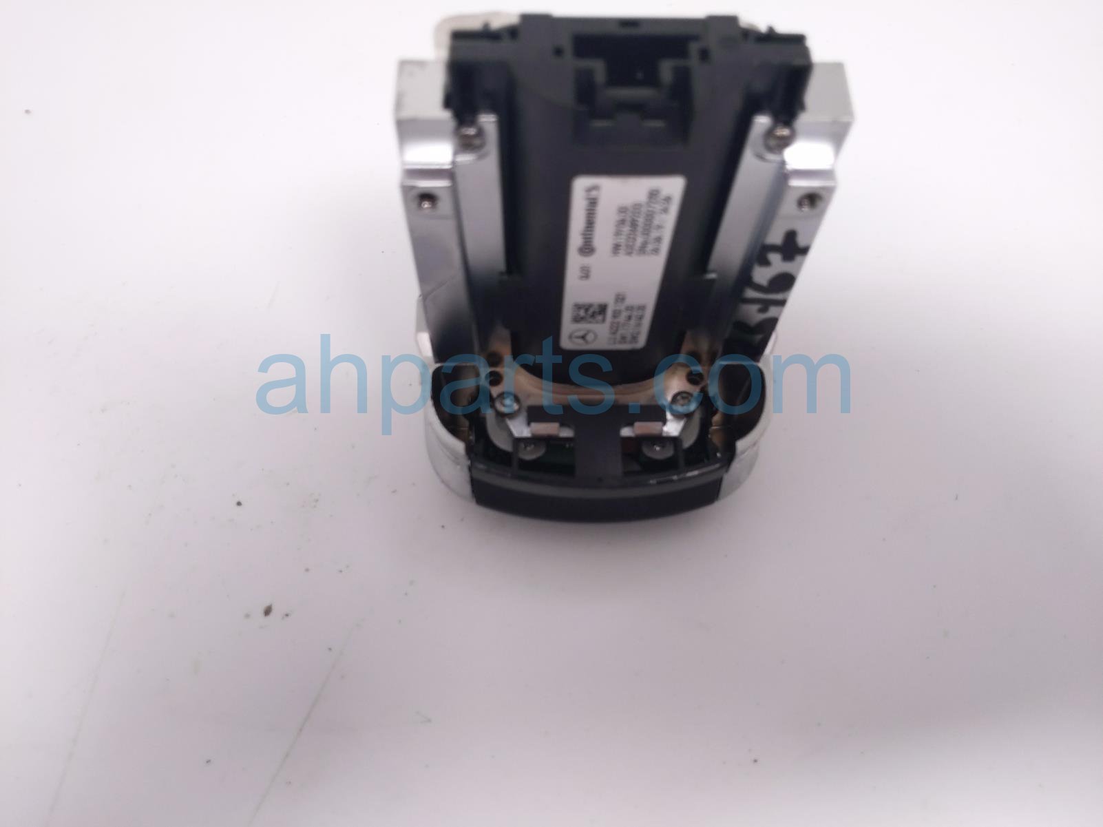 2020 Mercedes S560 Console Nav Touchpad Sw ctr 222 900 13 21 Replacement 2020 Mercedes S560 Console Nav Touchpad Sw ctr 222 900 13 21 Replacement thumbnail