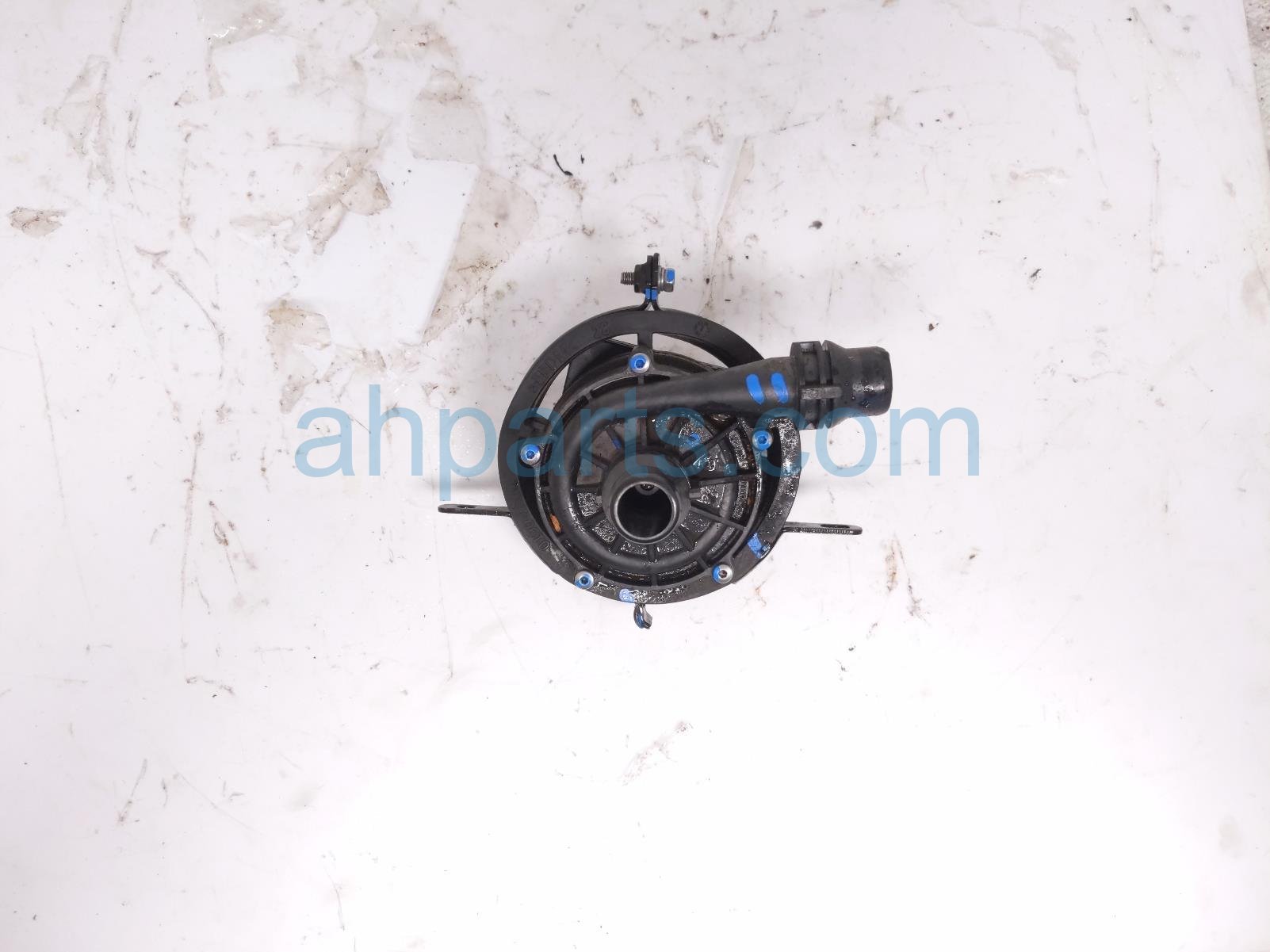 2026 Chevy Equinoxev Electric Auxiliary Water Pump 13547413 Replacement 2026 Chevy Equinoxev Electric Auxiliary Water Pump 13547413 Replacement thumbnail