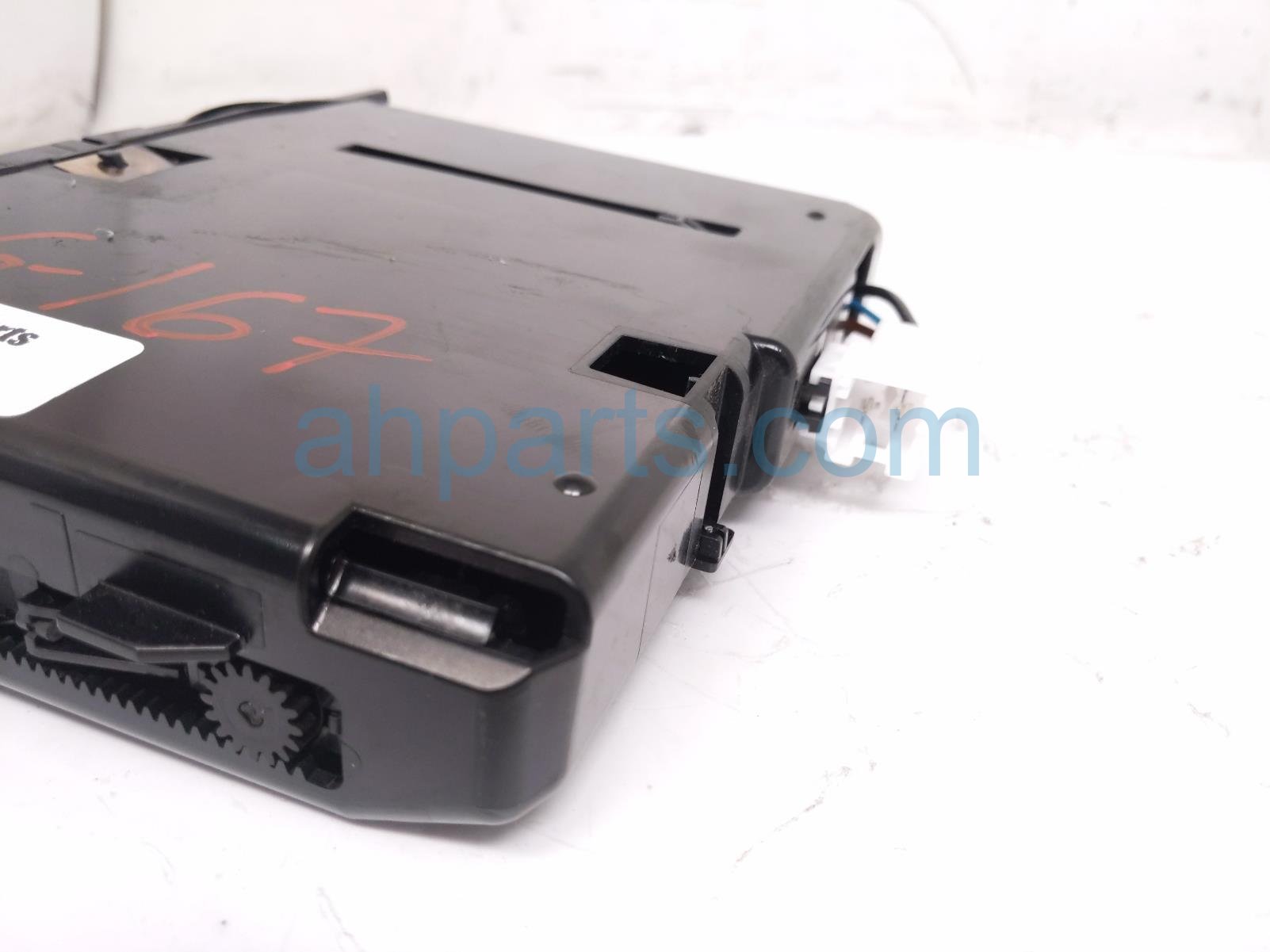 2020 Mercedes S560 Center Console Storage Tray tan 222 680 07 03 Replacement 2020 Mercedes S560 Center Console Storage Tray tan 222 680 07 03 Replacement thumbnail