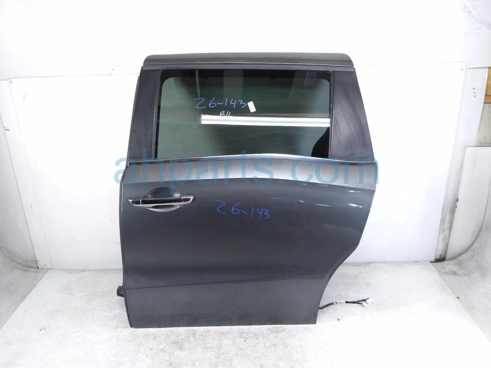 Honda RR/LH DOOR - GREEN - NO INSIDE TRIM