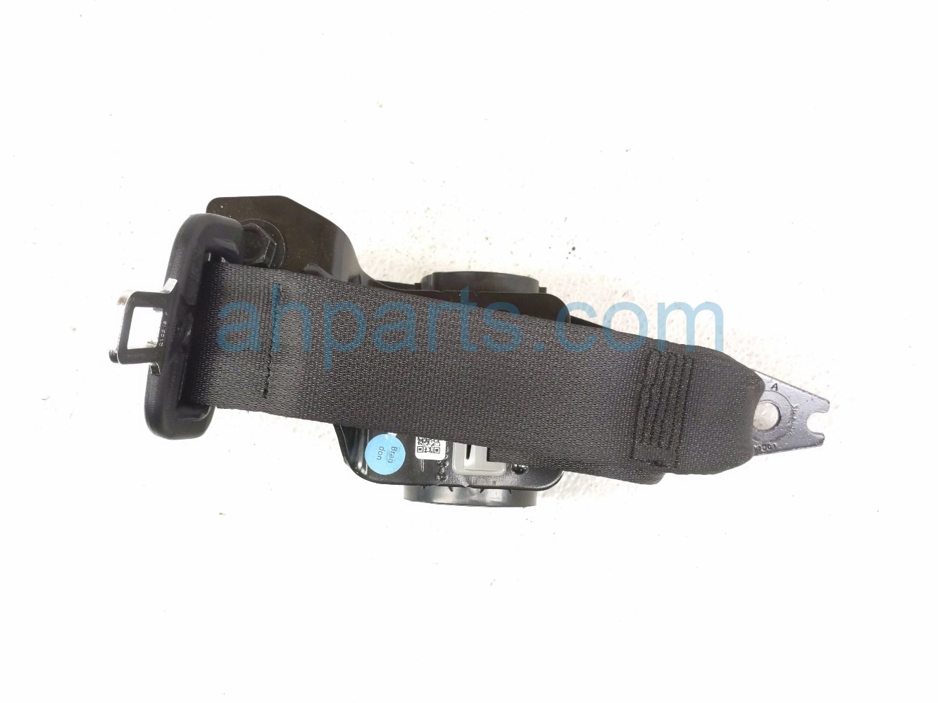 Hyundai REAR RH SEAT BELT RETRACTOR - BLACK