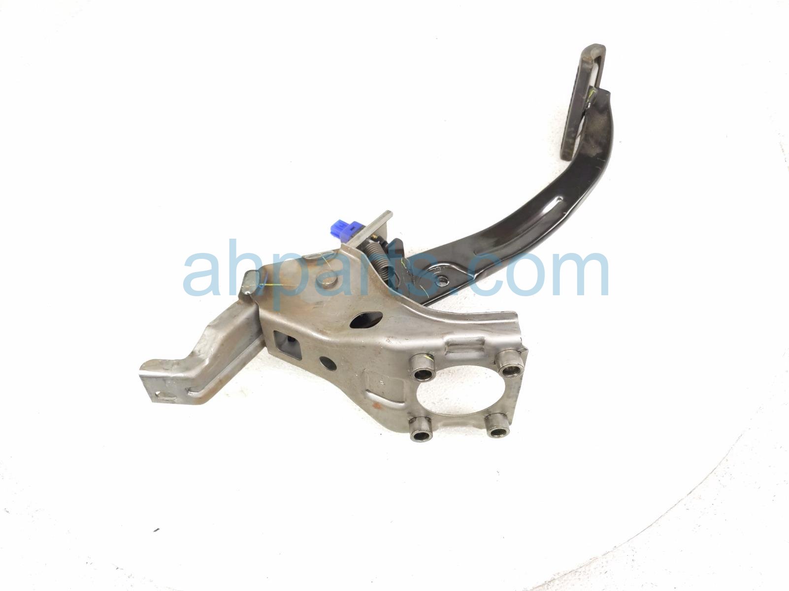 Hyundai BRAKE PEDAL ASSY - 2.0L FWD