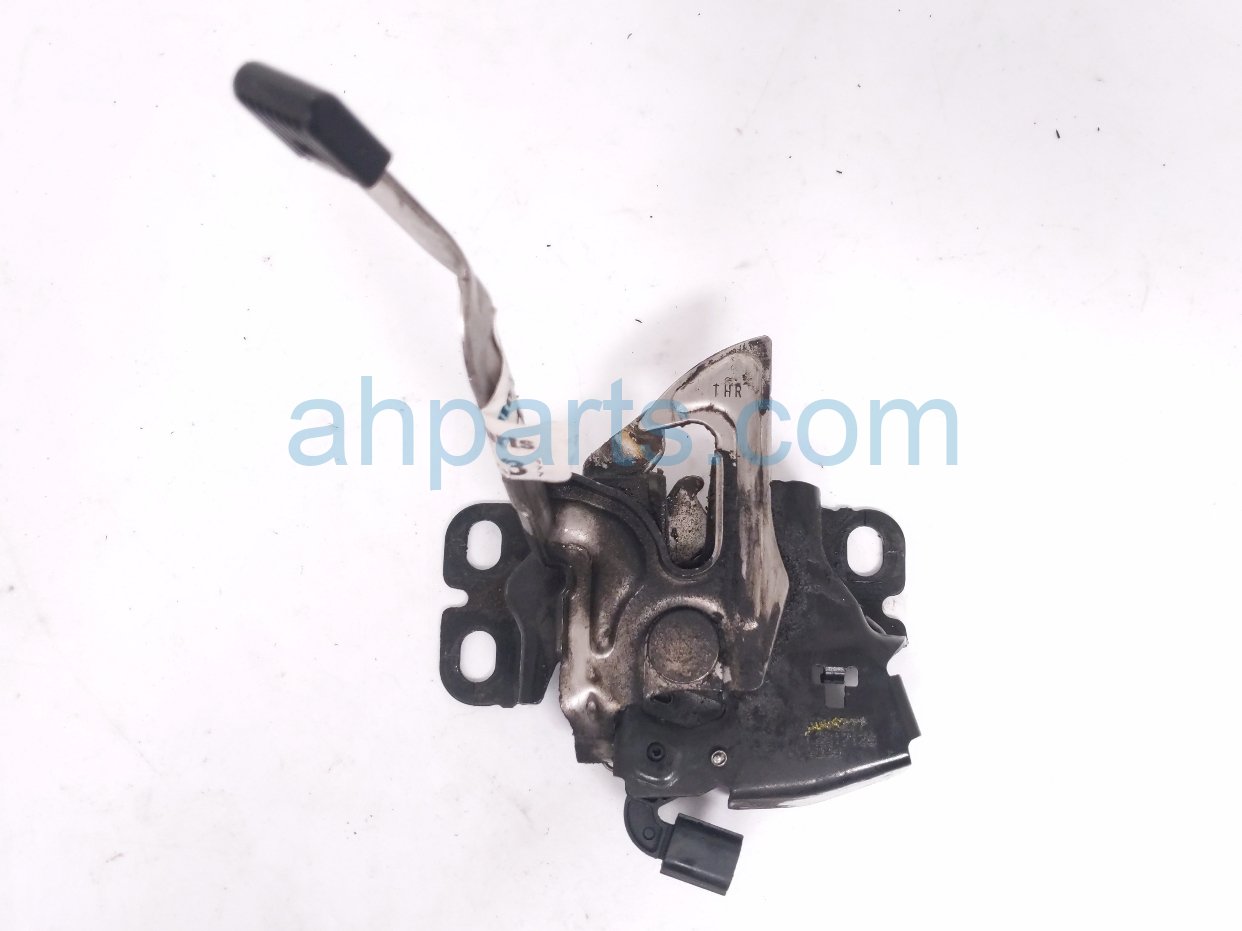 $65 BMW HOOD LOCK / LATCH ASSY $65 BMW HOOD LOCK / LATCH ASSY