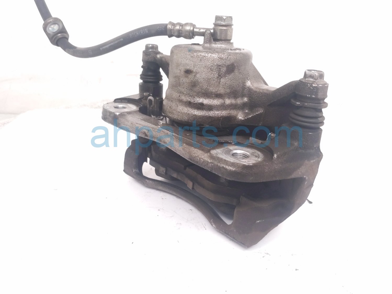 2017 Honda Accord Front Driver Brake Caliper 45019 T2F A02 Replacement 2017 Honda Accord Front Driver Brake Caliper 45019 T2F A02 Replacement thumbnail