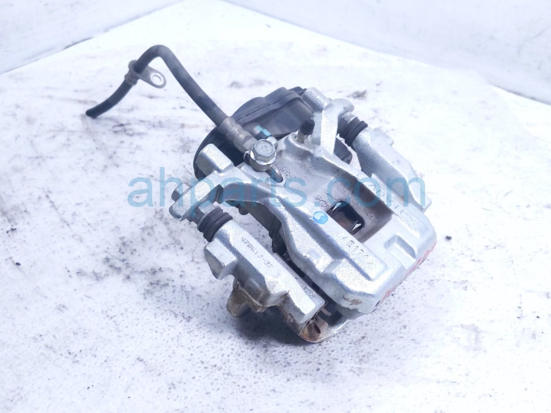 2024 Toyota Rav 4 Rear Passenger Brake Caliper 47830 0R050 Replacement 2024 Toyota Rav 4 Rear Passenger Brake Caliper 47830 0R050 Replacement thumbnail