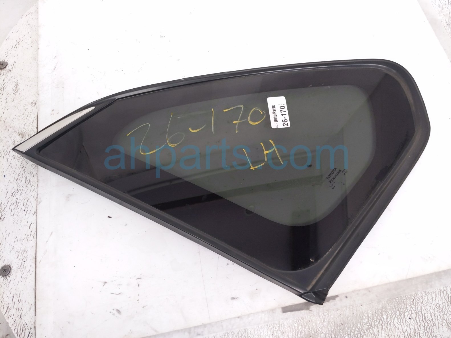 2024 Toyota Rav 4 Driver Quarter Window Glass 62720 0R090 Replacement 2024 Toyota Rav 4 Driver Quarter Window Glass 62720 0R090 Replacement thumbnail