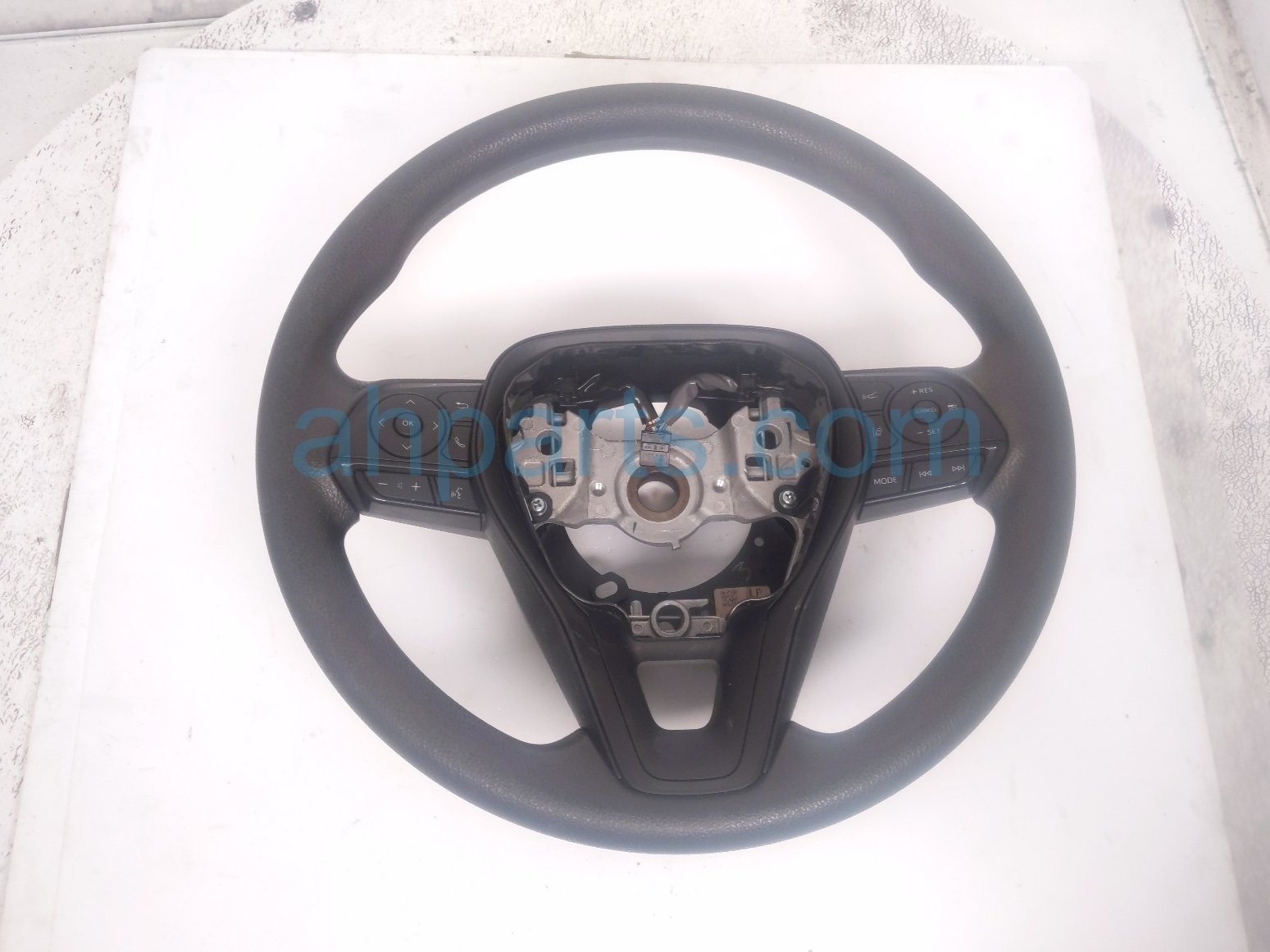 Toyota STEERING WHEEL - BLACK Toyota STEERING WHEEL - BLACK