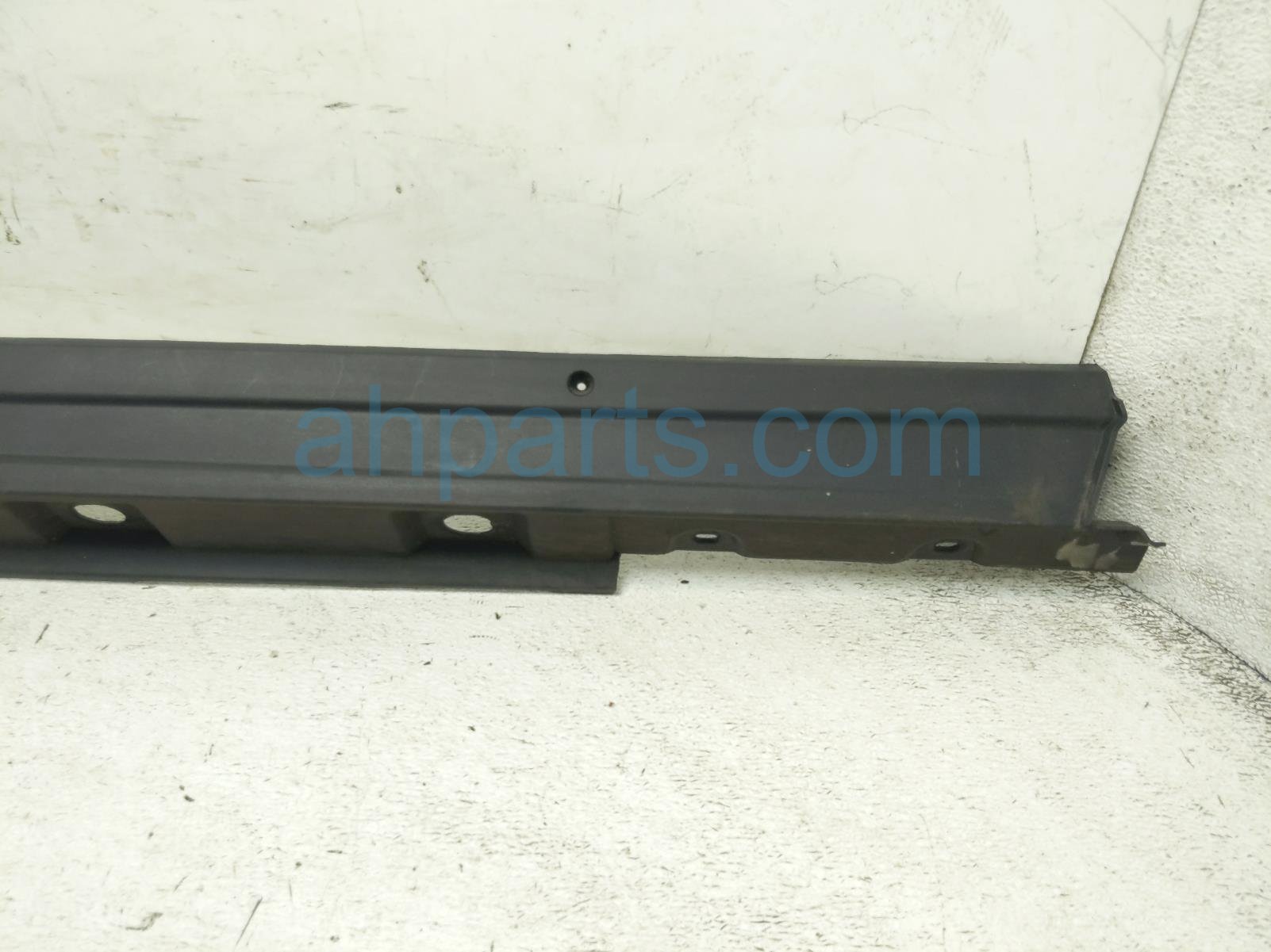 2024 Toyota Rav 4 Rocker Trim Passenger Side Skirt / Molding Black 75850 0R011 Replacement 2024 Toyota Rav 4 Rocker Trim Passenger Side Skirt / Molding Black 75850 0R011 Replacement thumbnail