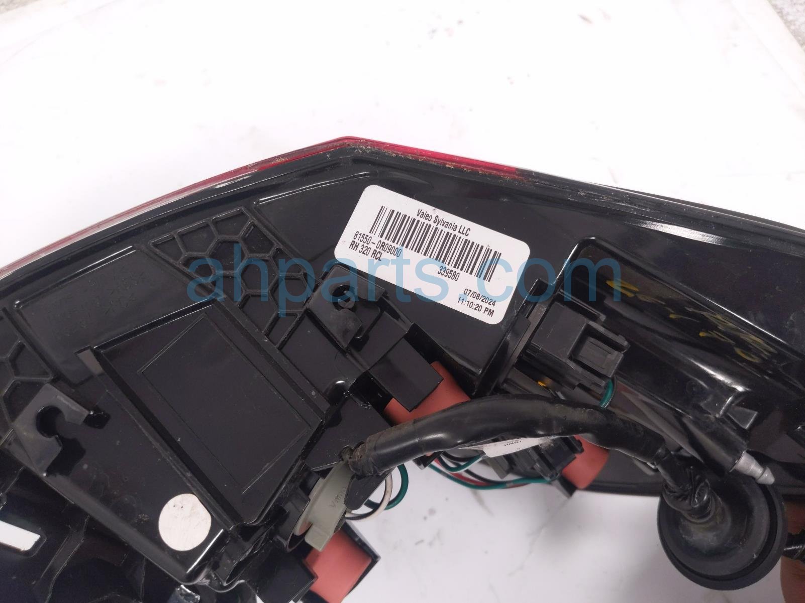 2024 Toyota Rav 4 Light / Rear Passenger Tail Lamp (on Body) 81550 0R090 Replacement 2024 Toyota Rav 4 Light / Rear Passenger Tail Lamp (on Body) 81550 0R090 Replacement thumbnail