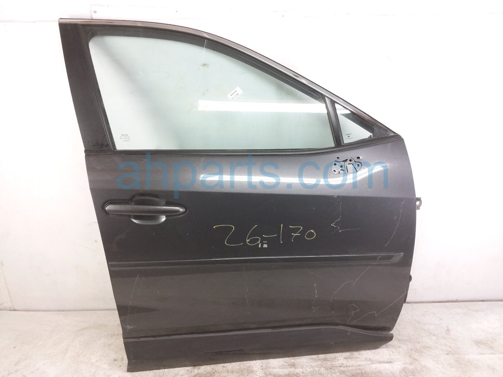 $995 Toyota FR/RH DOOR - GREY - NO MIRROR/TRIM