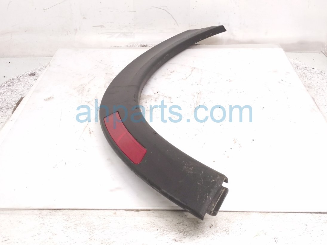 2026 Chevy Equinoxev Rear Passenger Wheel Opening Molding White 85684012 Replacement 2026 Chevy Equinoxev Rear Passenger Wheel Opening Molding White 85684012 Replacement thumbnail