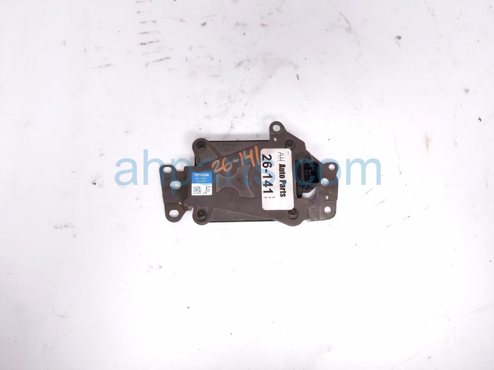 Toyota FRONT GRILLE ADAPTIVE RADAR UNIT