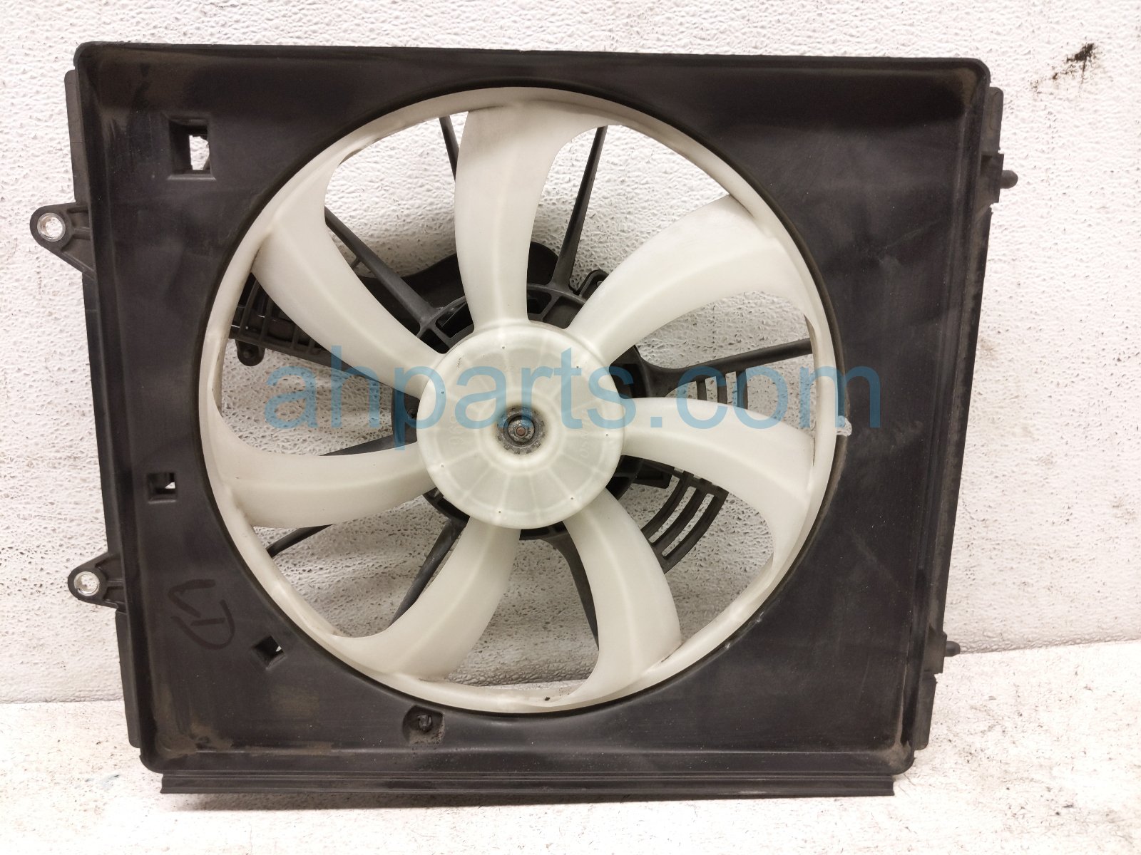 $75 Honda AC CONDENSER FAN ASSEMBLY