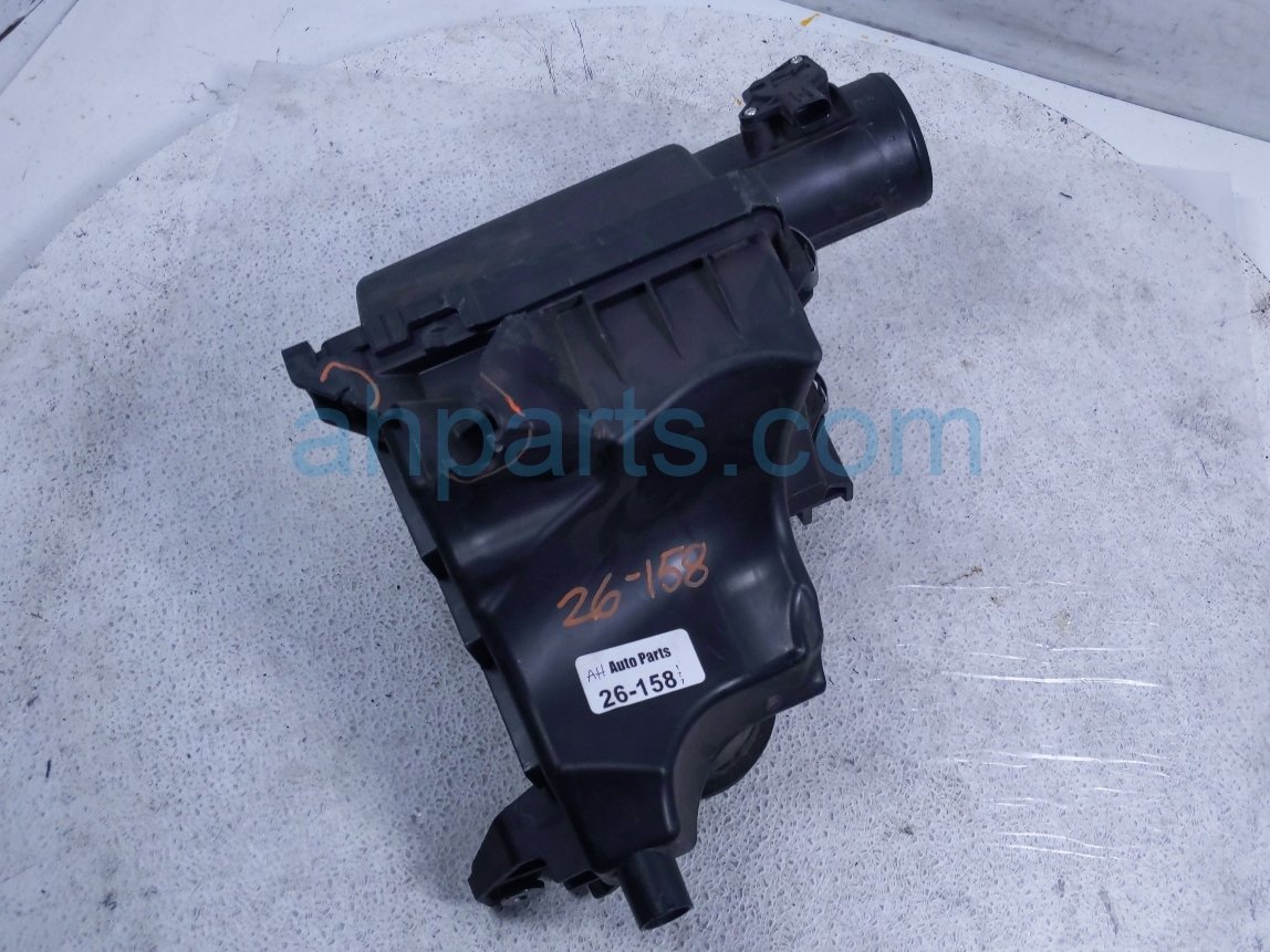 Honda AIR CLEANER INTAKE BOX