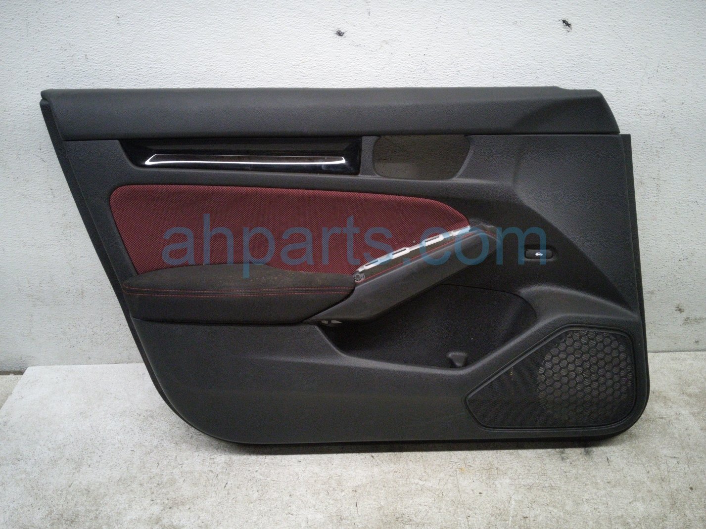 Honda FR/LH INTERIOR DOOR PANEL BLK/RED SI