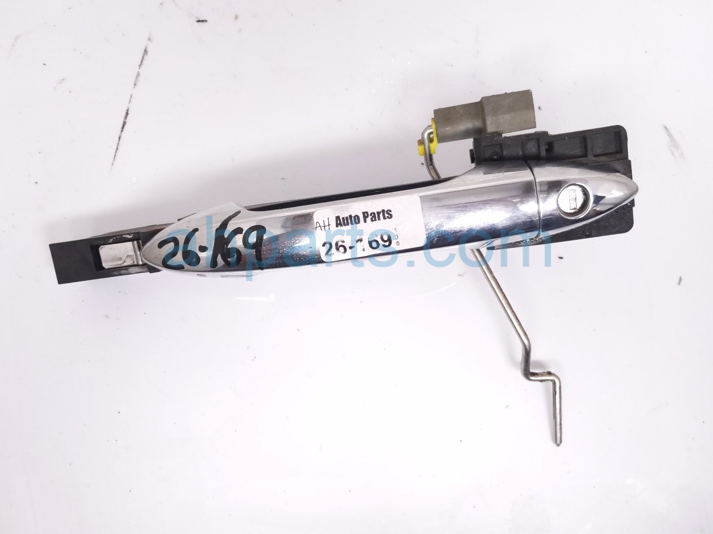Honda FR/LH EXTERIOR DOOR HANDLE - WHITE