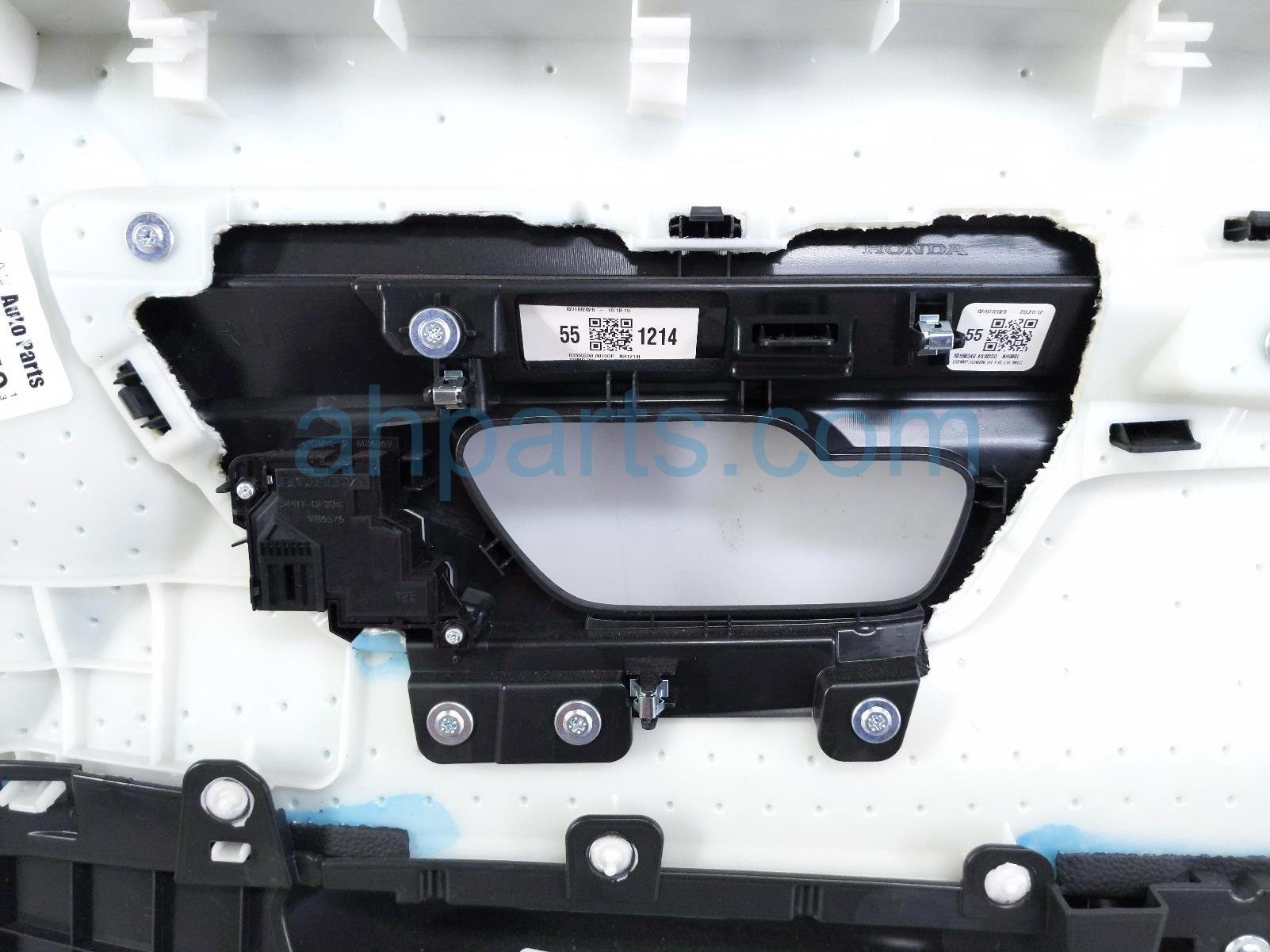 2025 Honda CR V Trim / Liner Front Driver Interior Door Panel Black 83561 3A0 A51ZA Replacement 2025 Honda CR V Trim / Liner Front Driver Interior Door Panel Black 83561 3A0 A51ZA Replacement thumbnail