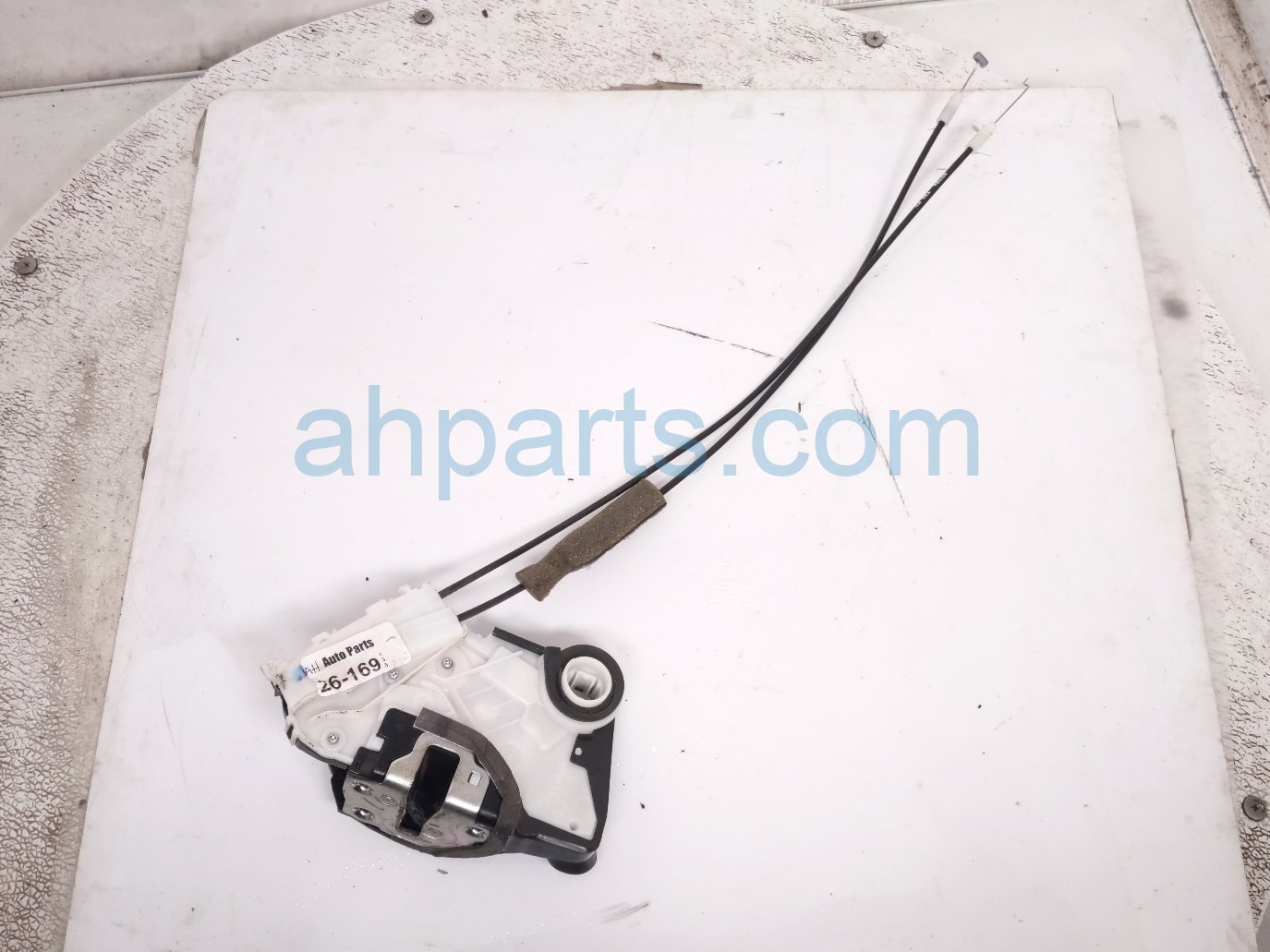 Honda FR/RH DOOR LOCK ACTUATOR & LATCH
