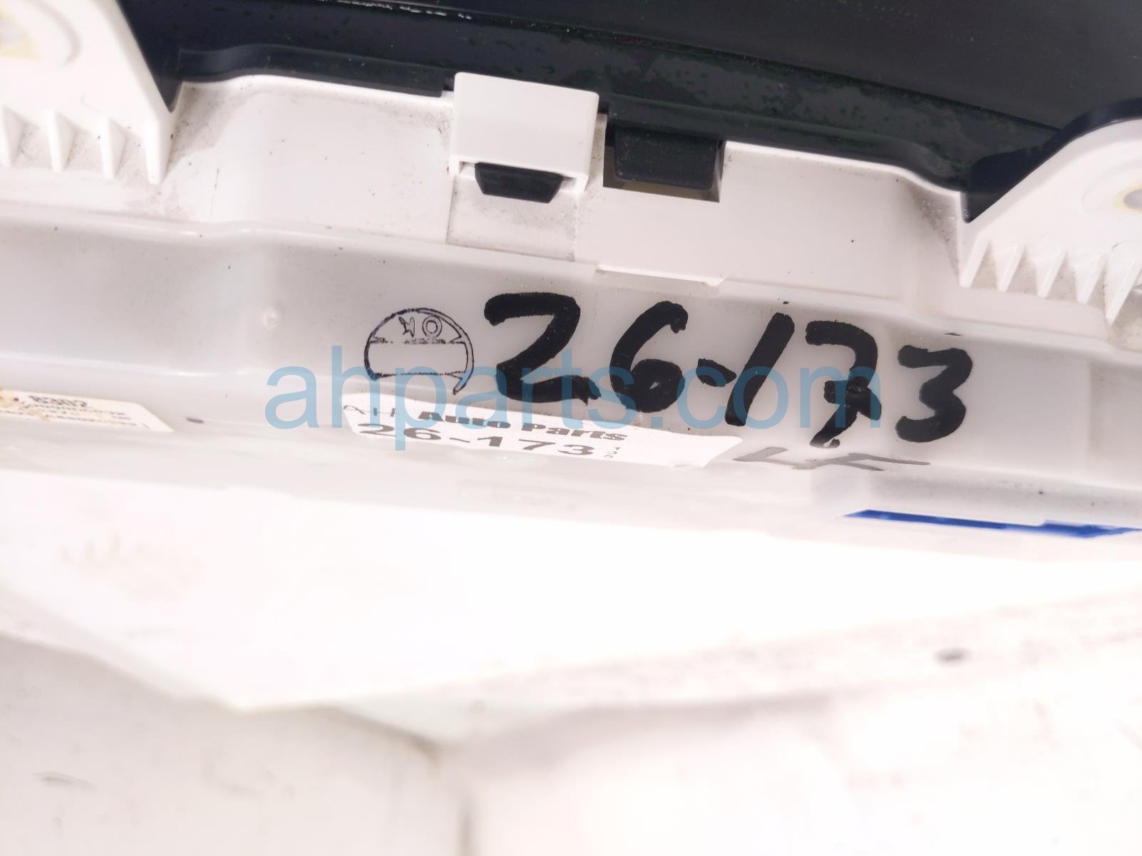 2017 Chevy Malibu Speedometer / Gauge Speedo Instrument Cluster 151k Mi 84296450 Replacement 2017 Chevy Malibu Speedometer / Gauge Speedo Instrument Cluster 151k Mi 84296450 Replacement thumbnail