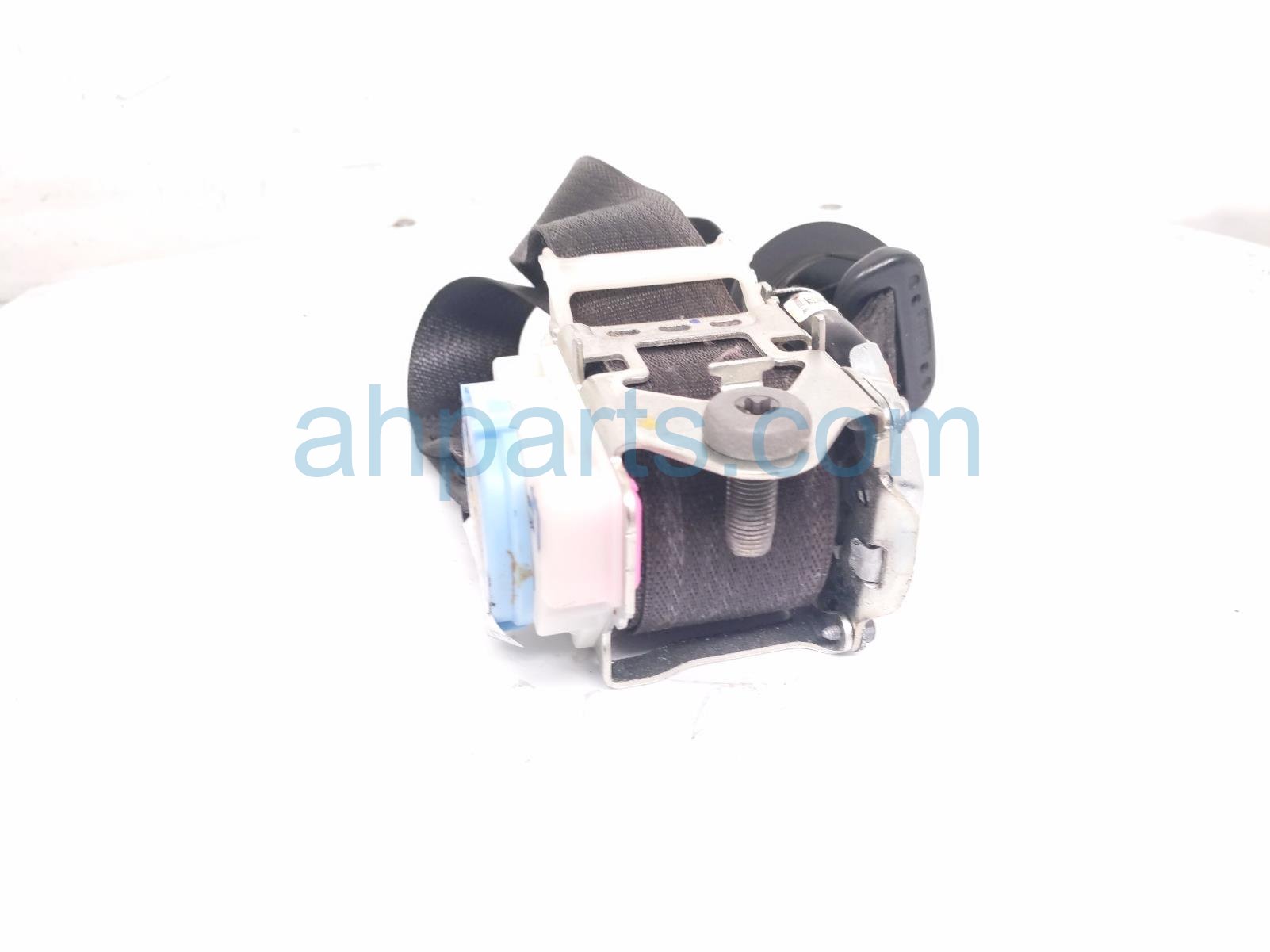 2017 Chevy Malibu Front Driver Seat Belt Black 19367407 Replacement 2017 Chevy Malibu Front Driver Seat Belt Black 19367407 Replacement thumbnail