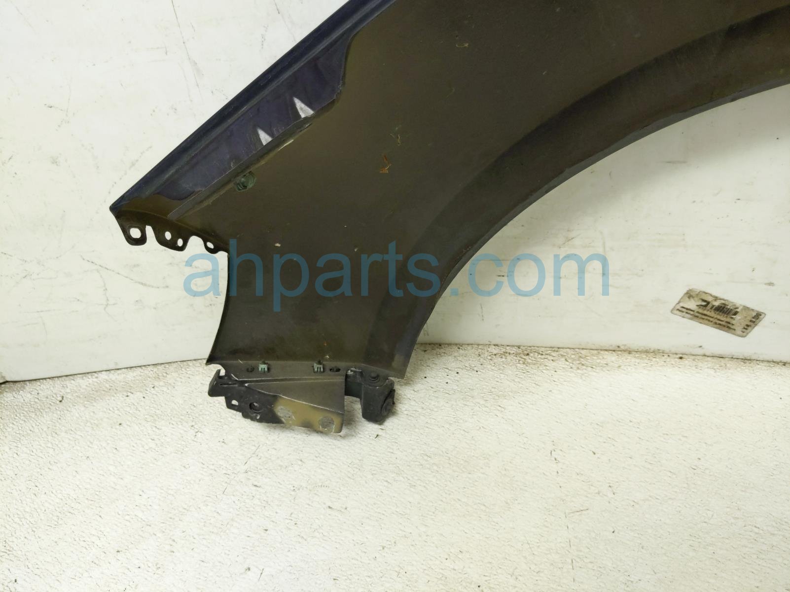 2017 Chevy Malibu Front Passenger Fender Black 84166457 Replacement 2017 Chevy Malibu Front Passenger Fender Black 84166457 Replacement thumbnail