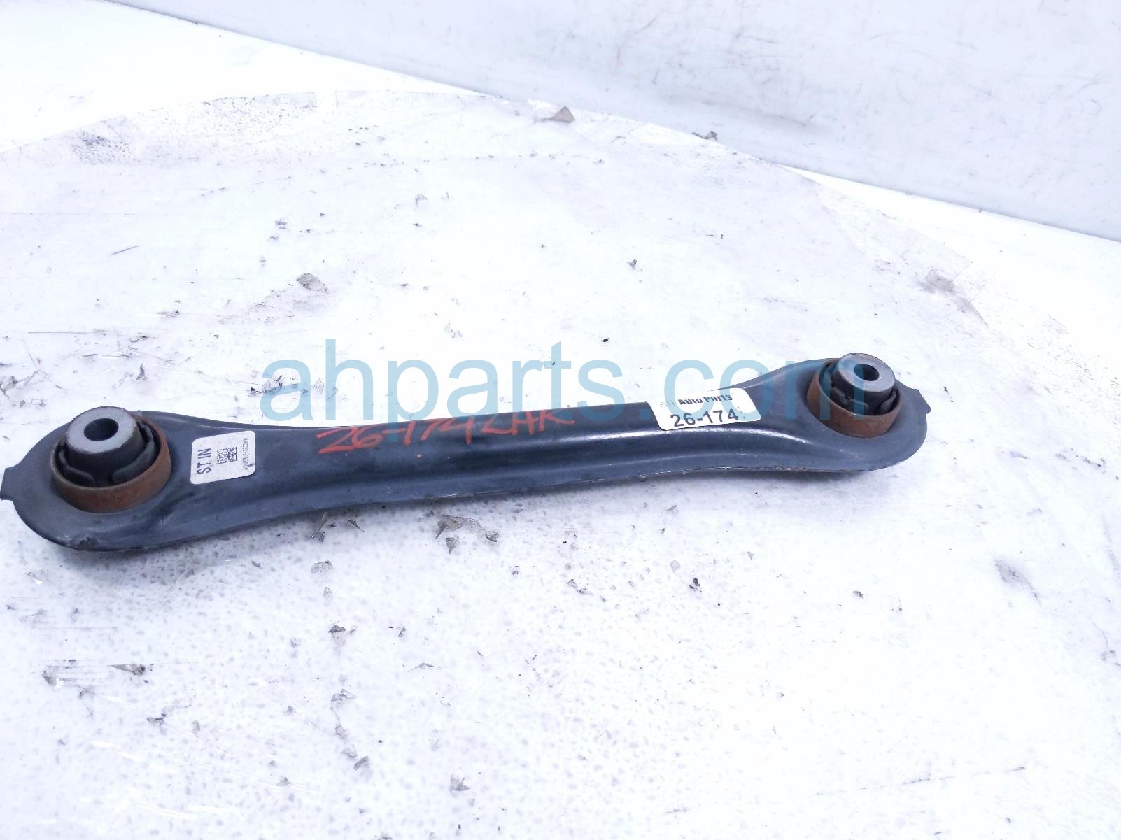 Honda RR/LH LATERAL LOWER CONTROL ARM