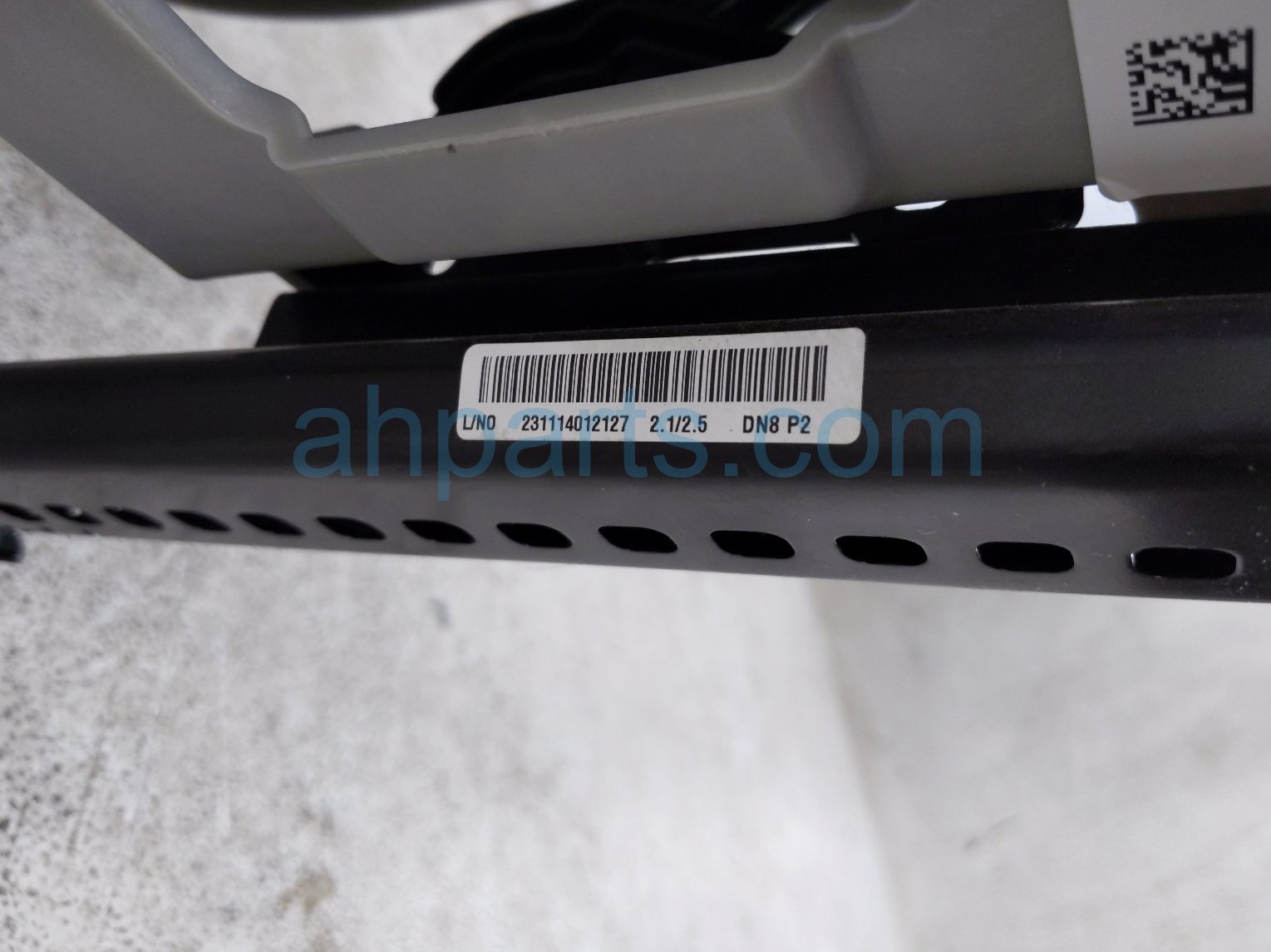 2024 Hyundai Sonata Front Driver Seat Grey W/ Airbag 88300 L1950 VSN Replacement 2024 Hyundai Sonata Front Driver Seat Grey W/ Airbag 88300 L1950 VSN Replacement thumbnail
