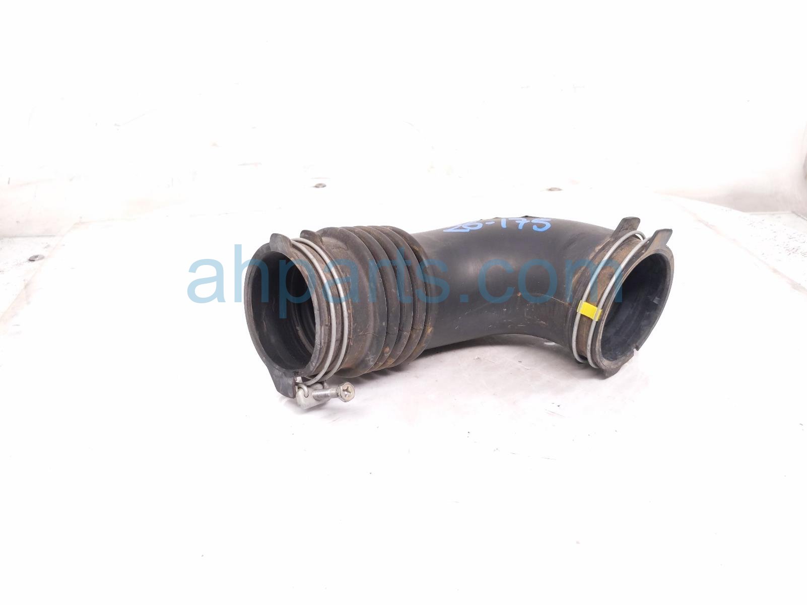 Toyota AIR CLEANER INTAKE BOX