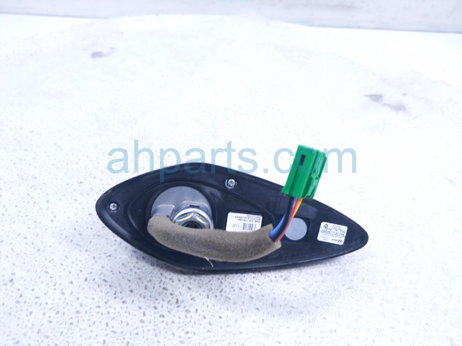 2024 Hyundai Sonata Antenna Roof Mtd Shark Fin Blue 96210 L1BF0 Replacement 2024 Hyundai Sonata Antenna Roof Mtd Shark Fin Blue 96210 L1BF0 Replacement thumbnail