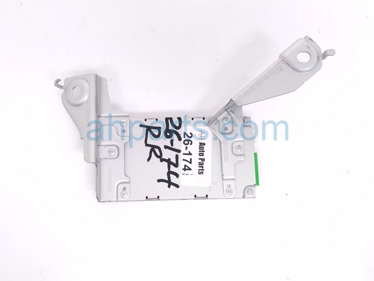 Honda AUDIO TUNER MODULE REAR RIGHT