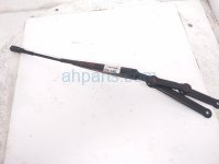 Mercedes RH WINDSHIELD WIPER ARM Mercedes RH WINDSHIELD WIPER ARM