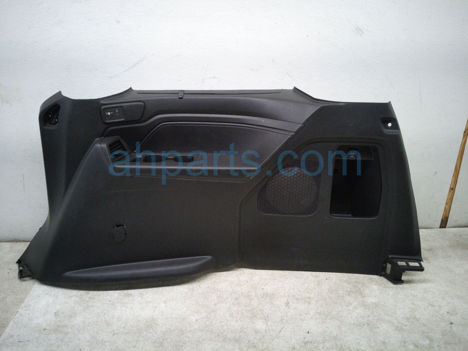 Honda RH INSIDE QUARTER TRIM PANEL - BLACK
