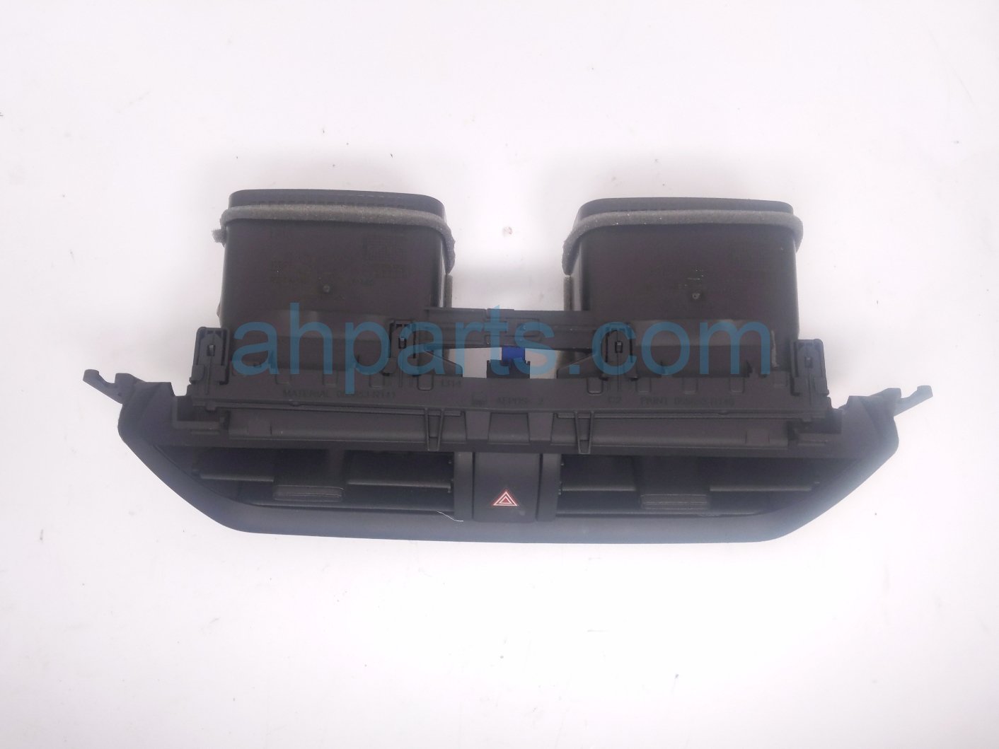 $125 Toyota CENTER DASH AIR VENT W/HAZARD - BLK $125 Toyota CENTER DASH AIR VENT W/HAZARD - BLK