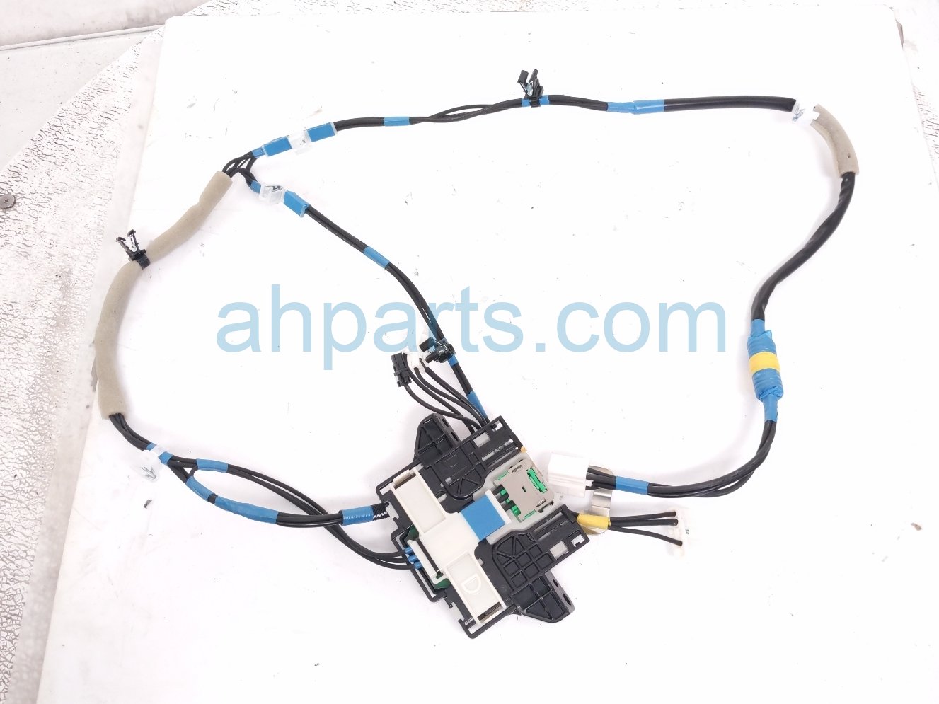 2024 Toyota Rav 4 Antenna Roof Mtd Shark Fin Blk 86862 42010 Replacement 2024 Toyota Rav 4 Antenna Roof Mtd Shark Fin Blk 86862 42010 Replacement thumbnail