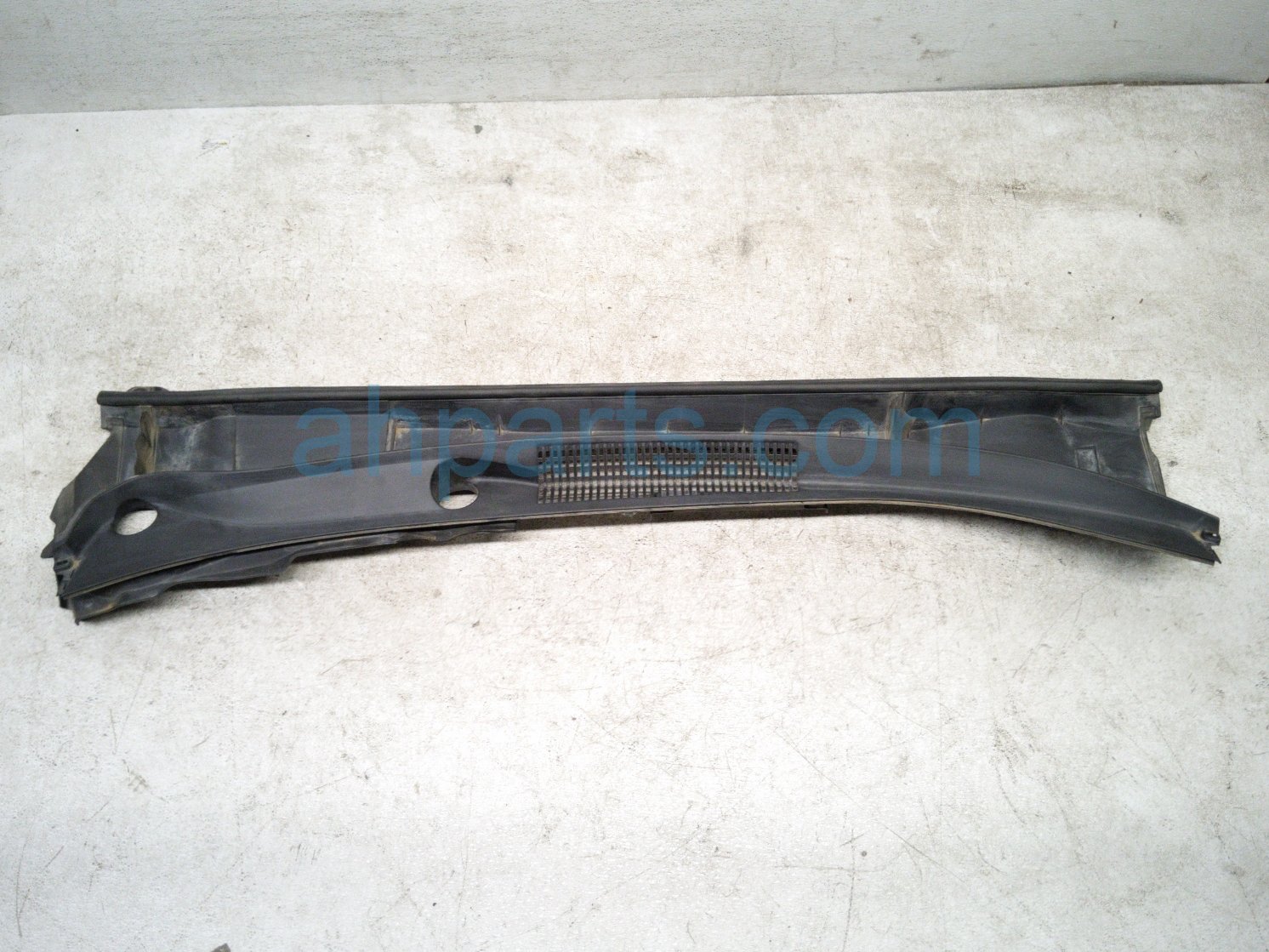 $125 Toyota WINDSHIELD COWL VENT GRILLE PANEL