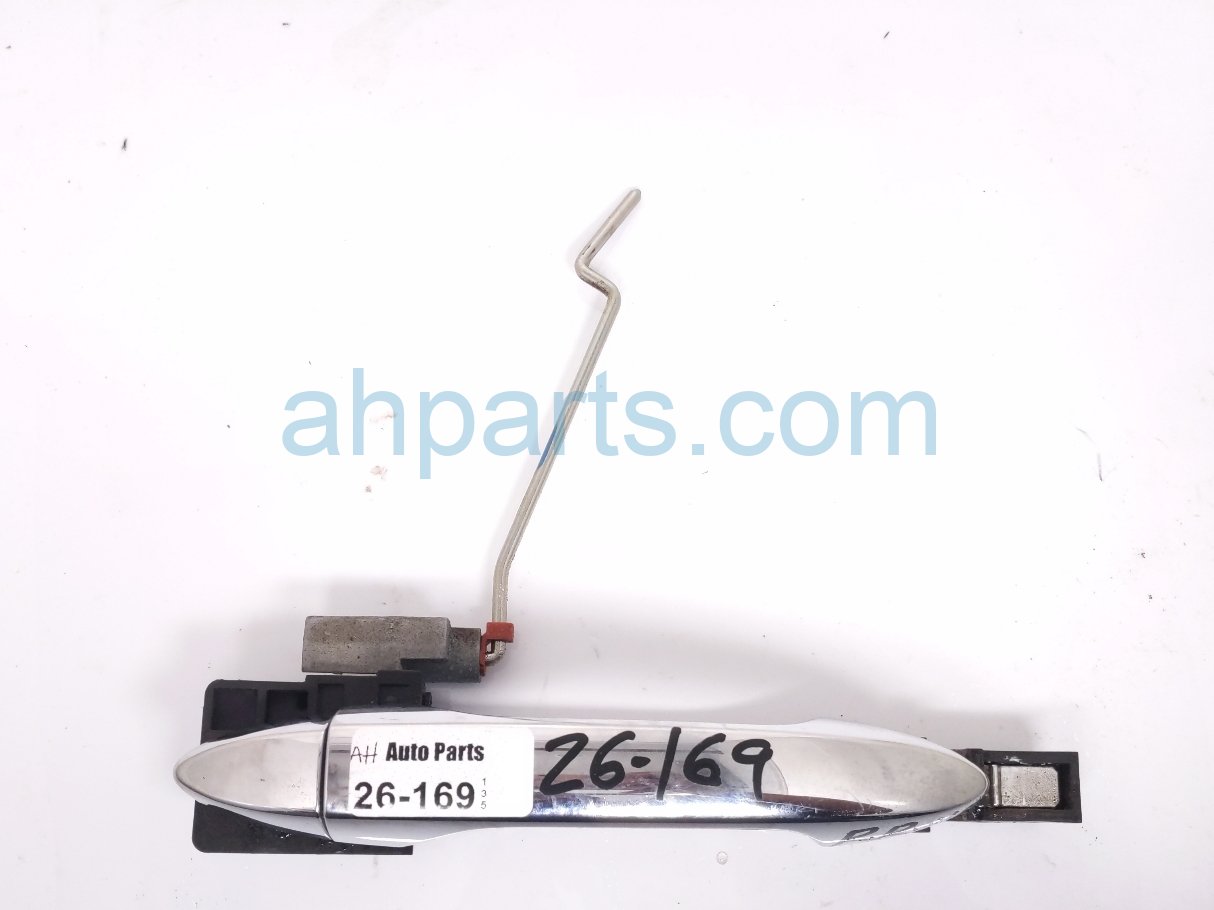 2017 Honda Accord Outside/exterior Rear Passenger Outer Door Handle White 72641 T2A C71 Replacement 2017 Honda Accord Outside/exterior Rear Passenger Outer Door Handle White 72641 T2A C71 Replacement thumbnail