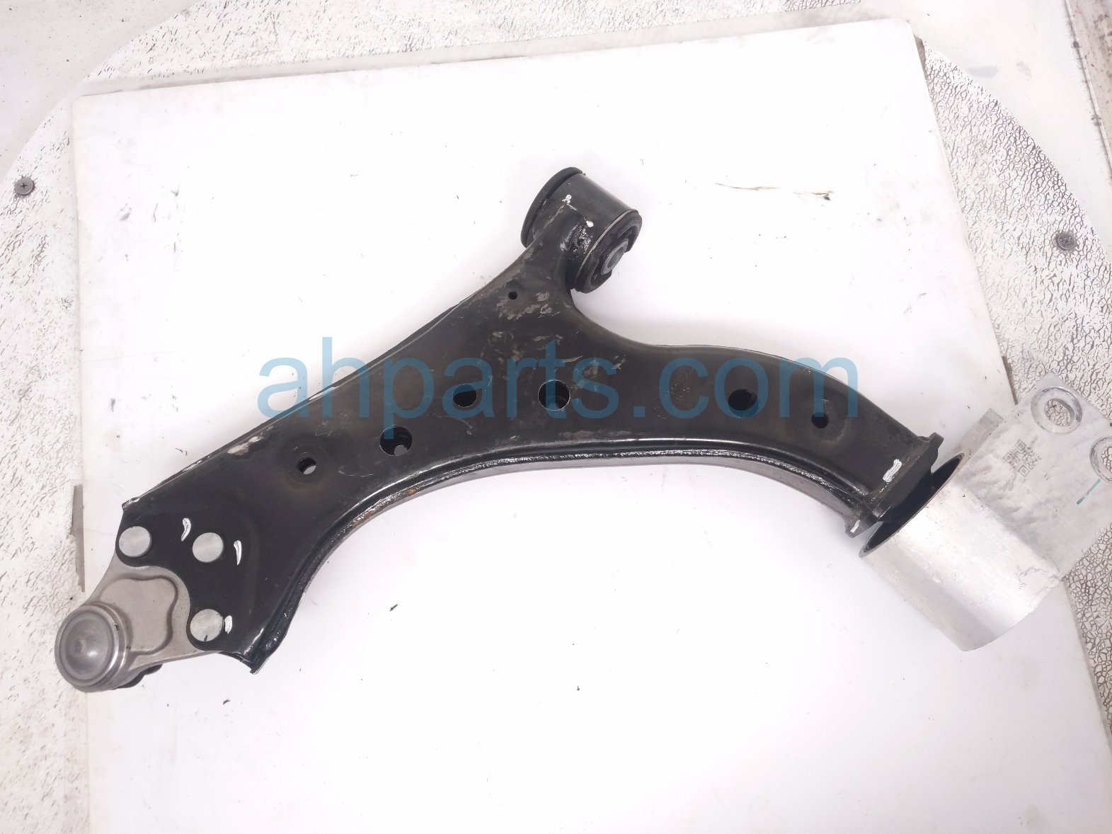 2026 Chevy Equinoxev Front Passenger Lower Control Arm 86805550 Replacement 2026 Chevy Equinoxev Front Passenger Lower Control Arm 86805550 Replacement thumbnail