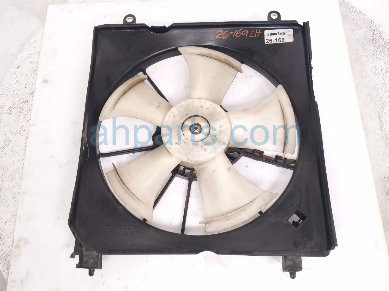Honda RADIATOR FAN ASSEMBLY