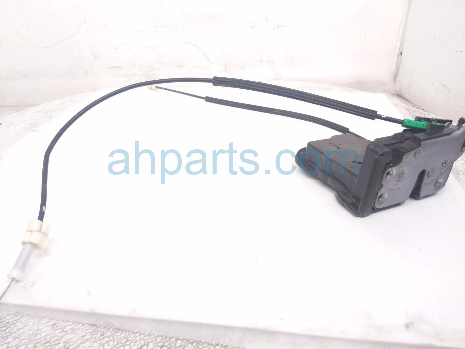 2017 Chevy Malibu Front Passenger Door Lock Actuator & Latch 13546503 Replacement 2017 Chevy Malibu Front Passenger Door Lock Actuator & Latch 13546503 Replacement thumbnail