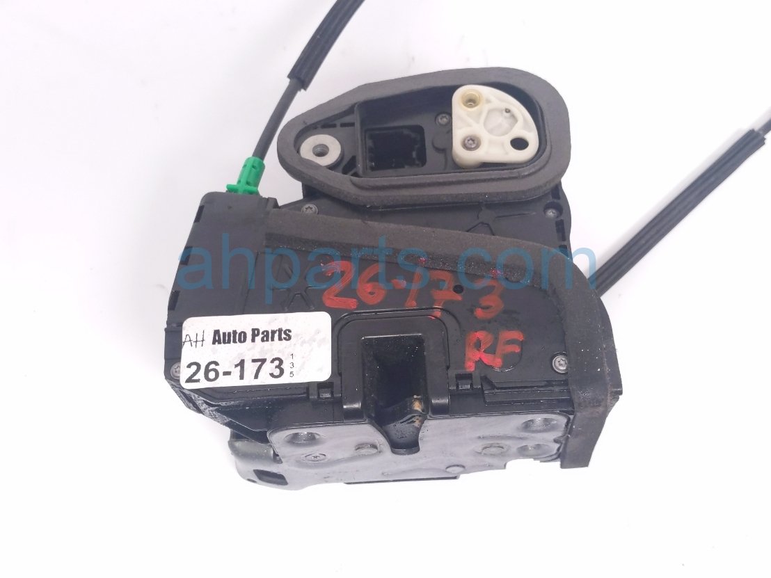 2017 Chevy Malibu Front Passenger Door Lock Actuator & Latch 13546503 Replacement 2017 Chevy Malibu Front Passenger Door Lock Actuator & Latch 13546503 Replacement thumbnail