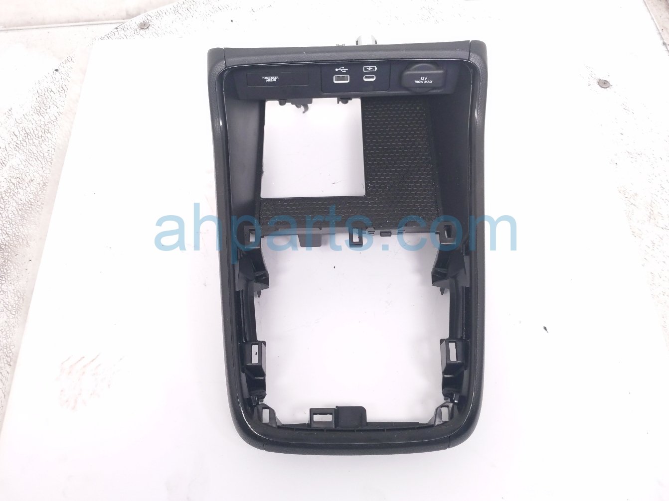 Honda CENTER CONSOLE SHIFTER BEZEL-BLK