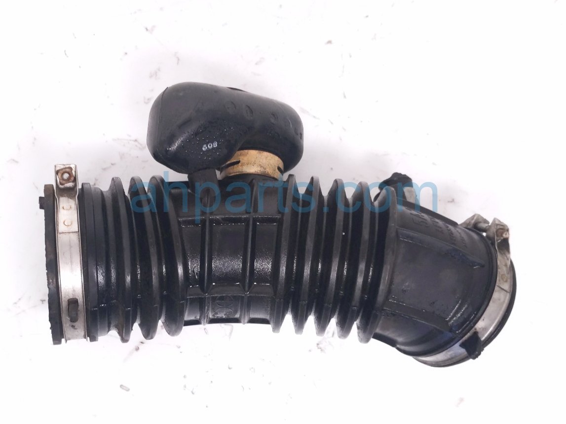 Honda AIR RESONATOR CHAMBER - 2.4L