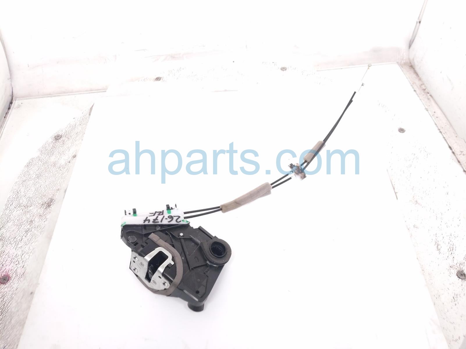 Honda FR/RH DOOR LOCK ACTUATOR & LATCH