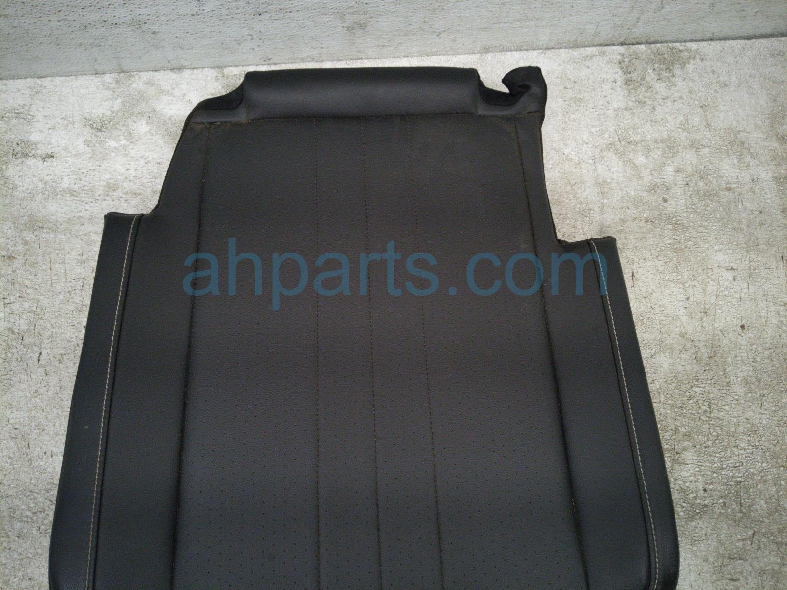 2024 Volkswagen Tiguan Back (2nd Row) Rear Passenger Seat Bottom Cushion Black 5NN 885 376 Replacement 2024 Volkswagen Tiguan Back (2nd Row) Rear Passenger Seat Bottom Cushion Black 5NN 885 376 Replacement thumbnail