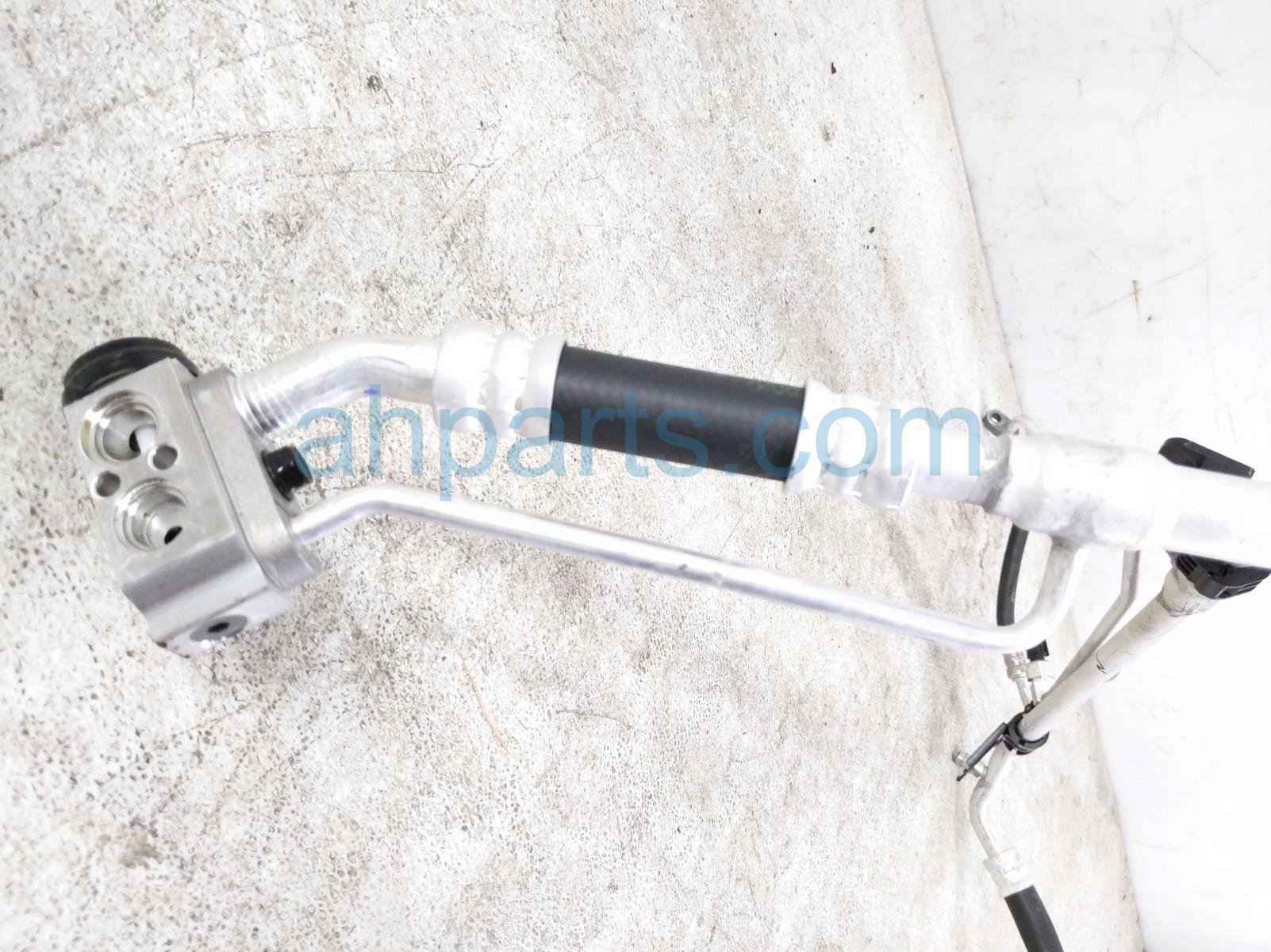 2026 Kia K4 Ac Pipe A/c Line Hose Assy W/exp Vlv 2.0l 97775 GG000 Replacement 2026 Kia K4 Ac Pipe A/c Line Hose Assy W/exp Vlv 2.0l 97775 GG000 Replacement thumbnail