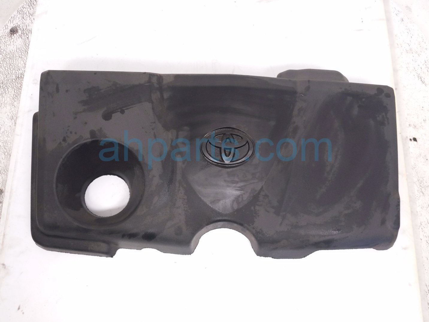 2024 Toyota Rav 4 Engine Appearance Cover Hybrid 12601 F0040 Replacement 2024 Toyota Rav 4 Engine Appearance Cover Hybrid 12601 F0040 Replacement thumbnail