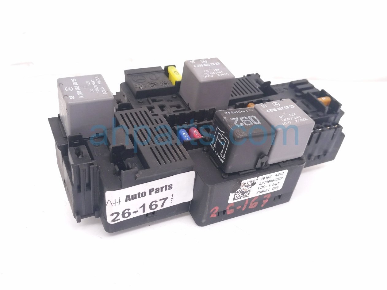 2020 Mercedes S560 Fuse Box Main Relay Block 4.0l Rwd 213 906 23 02 Replacement 2020 Mercedes S560 Fuse Box Main Relay Block 4.0l Rwd 213 906 23 02 Replacement thumbnail