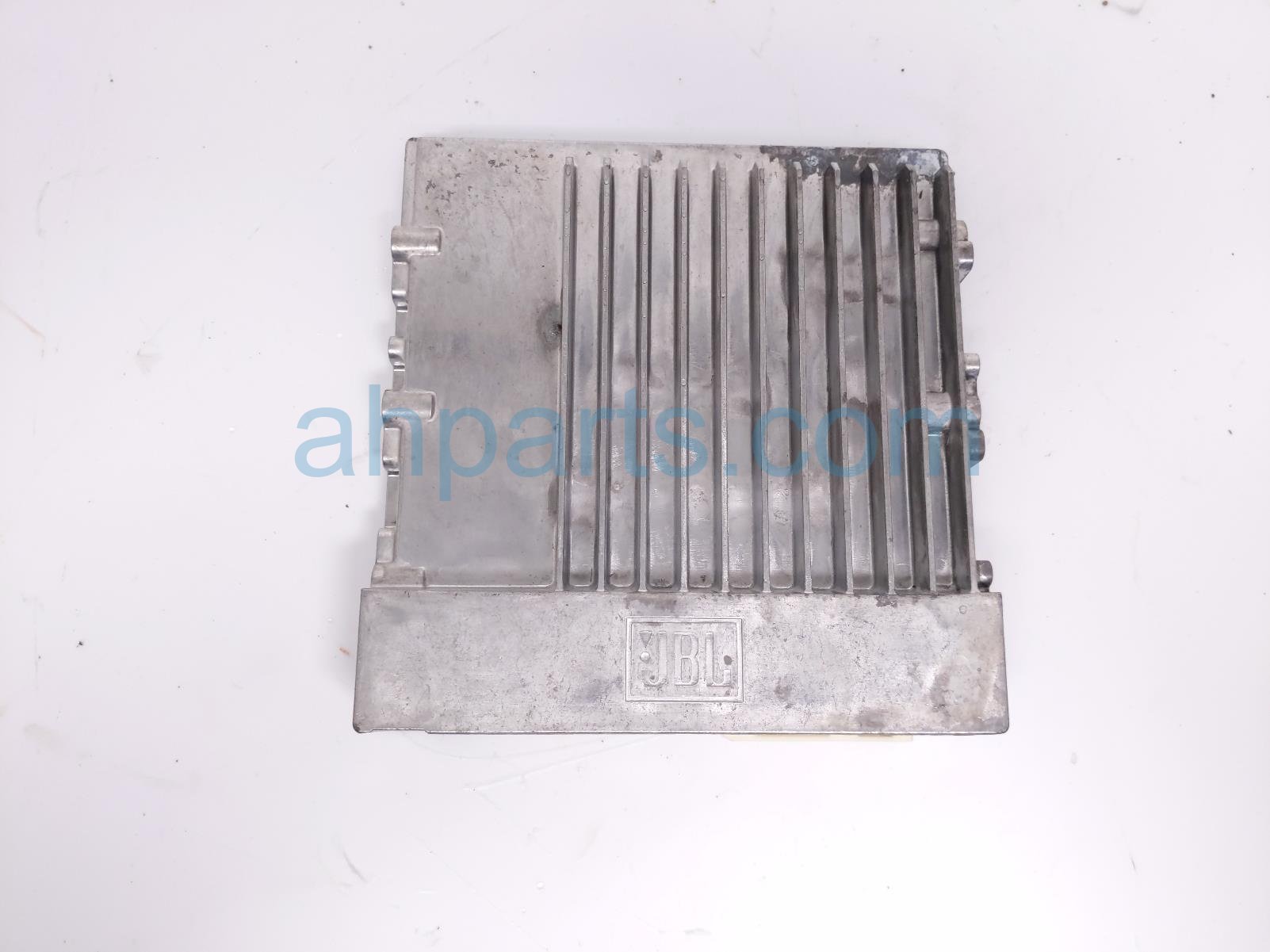 Toyota JBL AUDIO AMPLIFIER FRONT LEFT